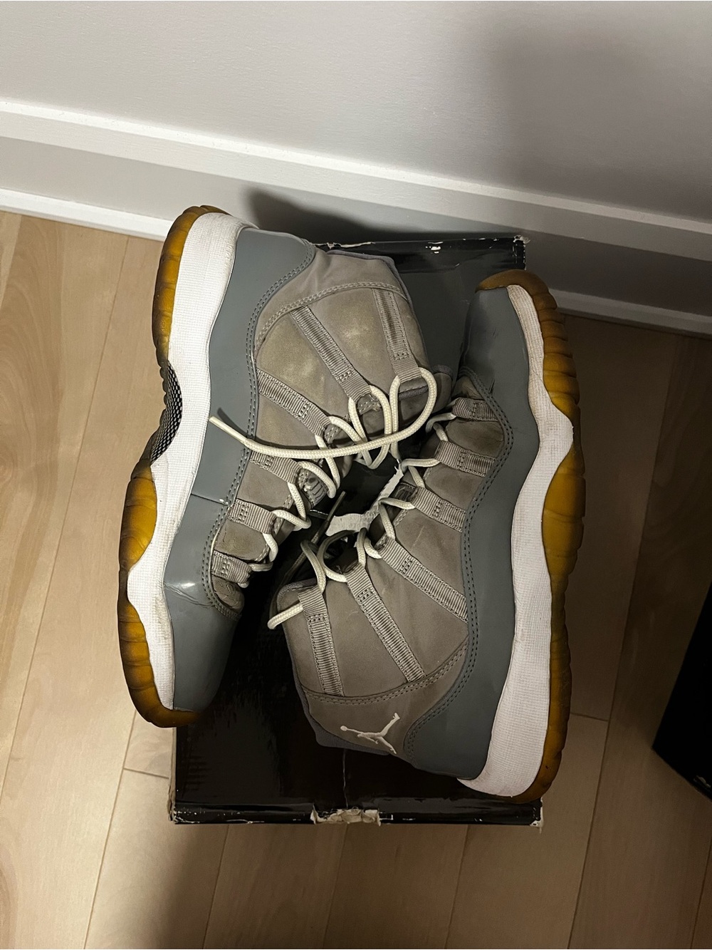 Jordan 11 Cool Grey size 5.5